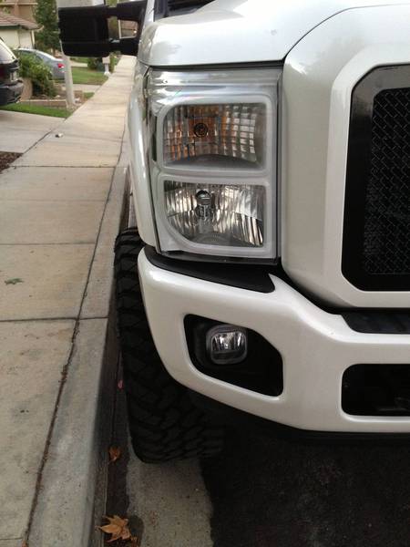13_white_headlights_3.jpg