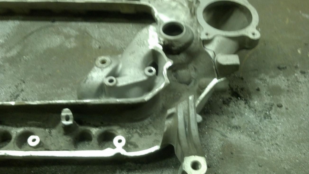 27906-another-mad-mod-6.0-powerstroke-manifold-003.jpg
