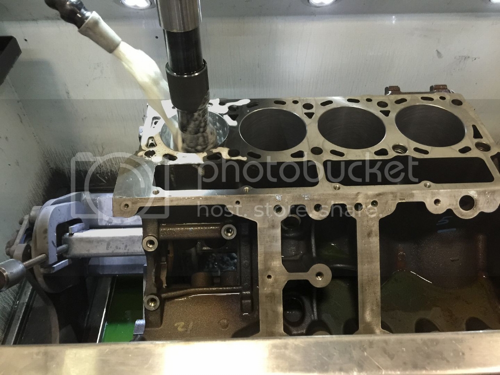 Engine%203_zpsvapanutm.jpg