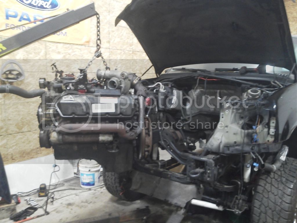 engine_removal.jpg