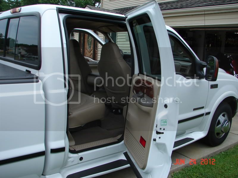 F350Interior005.jpg