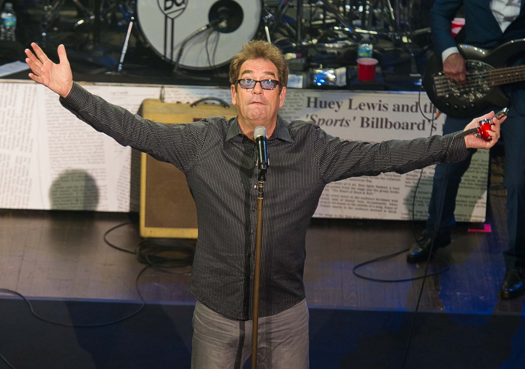 Huey-Lewis-M-10.jpg
