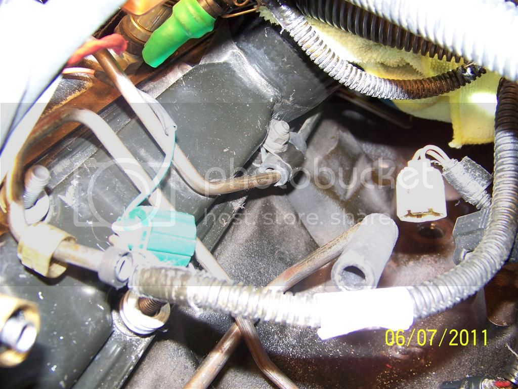 PassegerSideFuelP-clamp_zpsbd0f4ffb.jpg