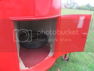 redhorsetrailerpics003.jpg