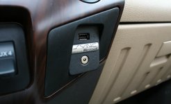 Ford Sync Bezel.jpg