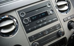 2011-ford-f-250-radio.jpg