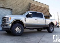 Lifted F350 .jpg