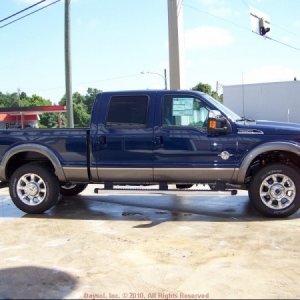 11T0007_2011_FORD_F250_Manufacturers_View