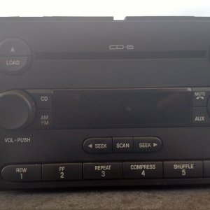 5C3T-18C815-CB RADIO