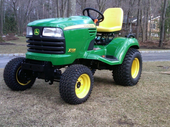 John Deere X728